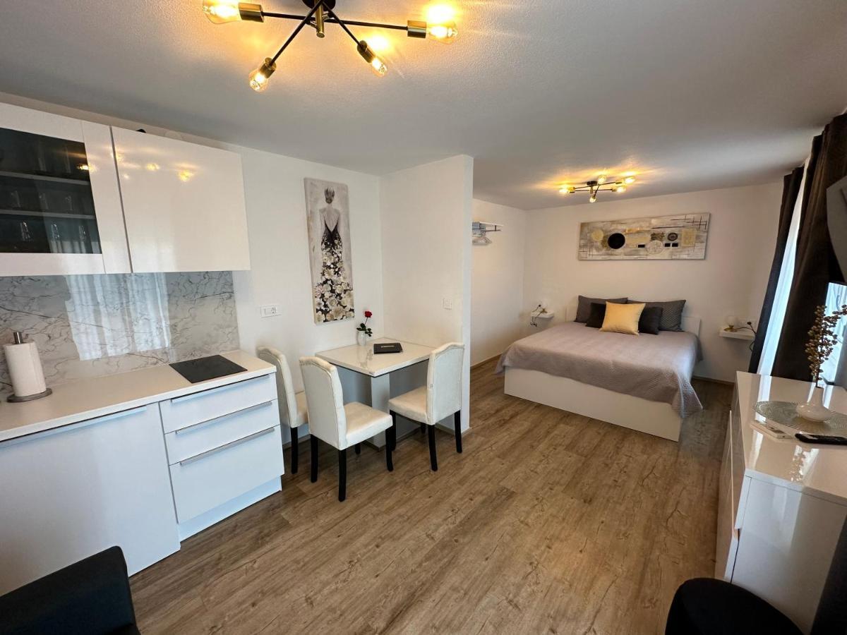 Apartmaji Melipu 1 Izola Exteriér fotografie